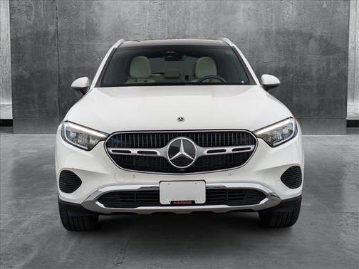 2025 Mercedes-Benz GLC 300 Base