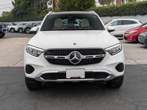 2025 Mercedes-Benz GLC 300 Base