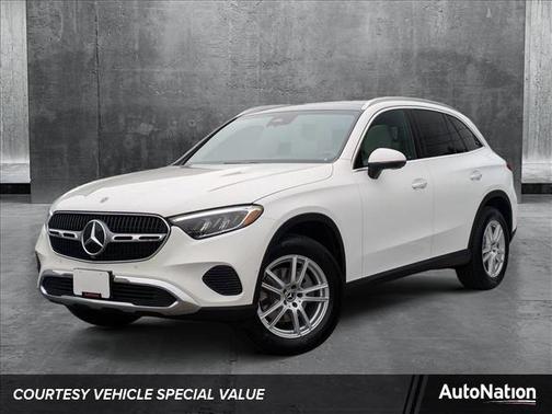 2025 Mercedes-Benz GLC 300 Base