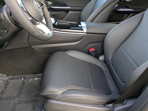 2026 Mercedes-Benz GLC 300 Base