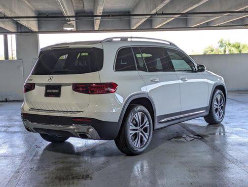 2026 Mercedes-Benz GLB 250 Base