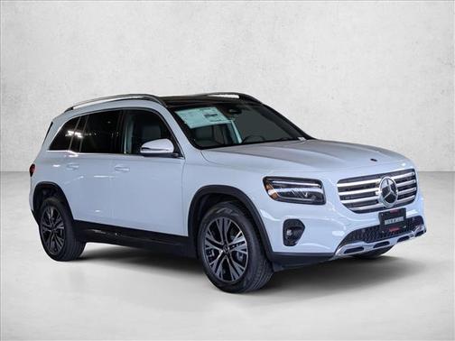 Polar White 2026 Mercedes-Benz GLB 250 Base