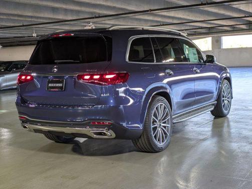 2026 Mercedes-Benz GLS 580 4MATIC
