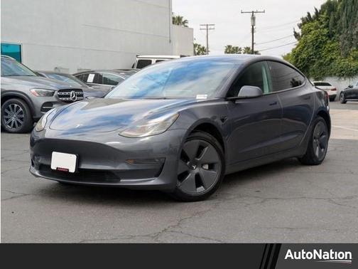 2023 Tesla Model 3 Standard Range