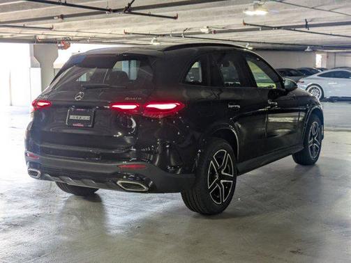 2025 Mercedes-Benz GLC 300 4MATIC