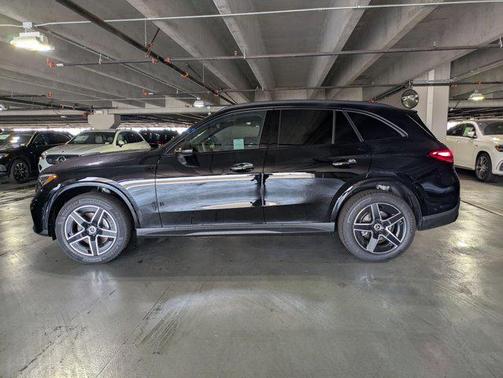 2025 Mercedes-Benz GLC 300 4MATIC