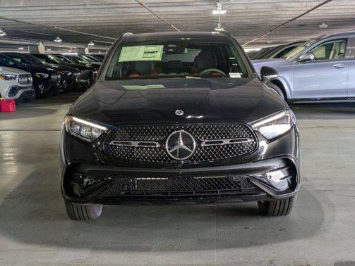 2025 Mercedes-Benz GLC 300 4MATIC