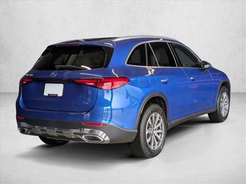 2025 Mercedes-Benz GLC 300 Base