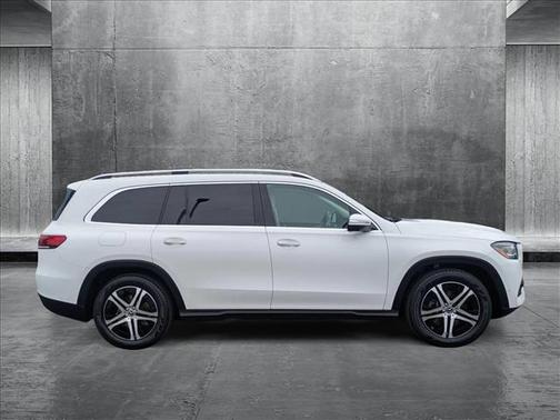 2022 Mercedes-Benz GLS 450 4MATIC