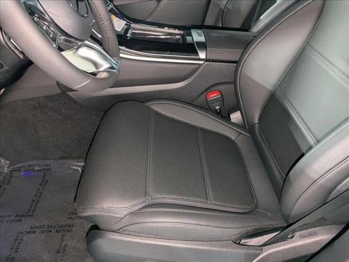 2026 Mercedes-Benz GLC 300 Base