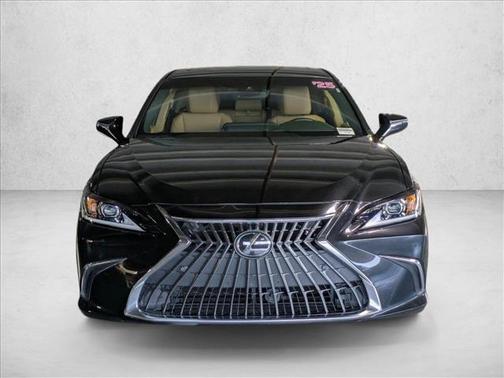 Caviar 2025 Lexus ES 300h Base