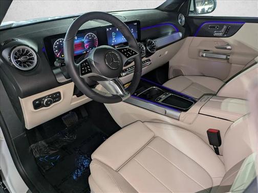 2025 Mercedes-Benz GLB 250 4MATIC