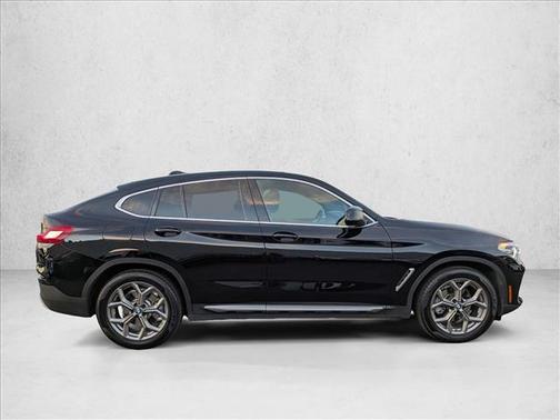 2021 BMW X4 xDrive30i