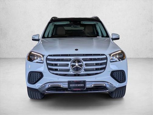 Polar White 2026 Mercedes-Benz GLS 450 4MATIC