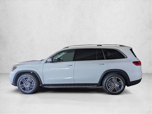 Polar White 2026 Mercedes-Benz GLS 450 4MATIC