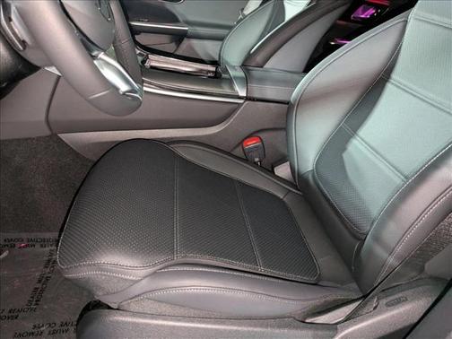 2026 Mercedes-Benz GLC 300 Base