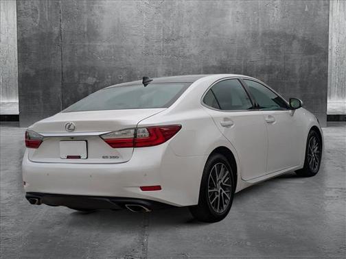 2017 Lexus ES 350 Base