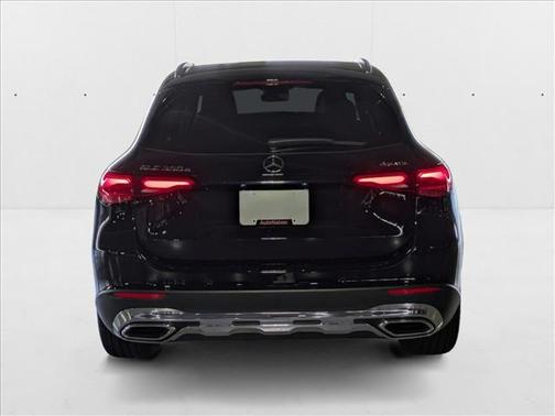 2025 Mercedes-Benz GLC 350e Base