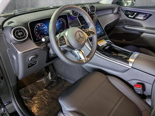 2025 Mercedes-Benz GLC 350e Base