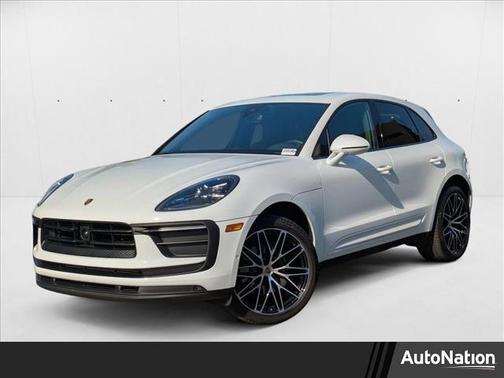 2023 Porsche Macan Base