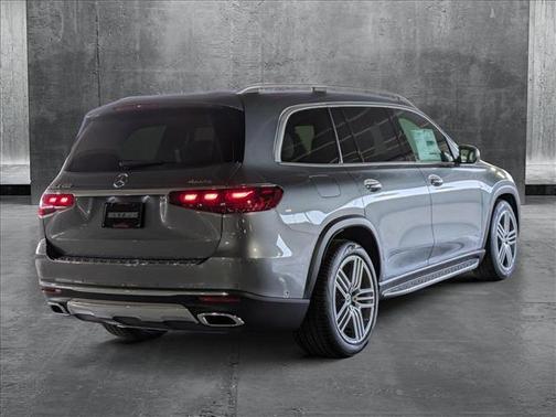 2025 Mercedes-Benz GLS 450 4MATIC