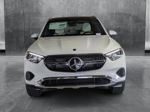 2025 Mercedes-Benz GLC 300 Base