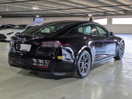 2022 Tesla Model S Dual Motor All-Wheel Drive