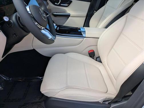 2026 Mercedes-Benz GLC 300 Base