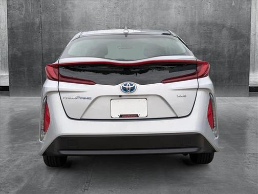 2022 Toyota Prius Prime XLE