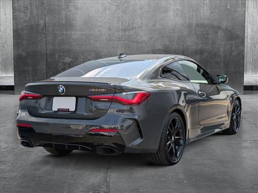 2022 BMW M440 i