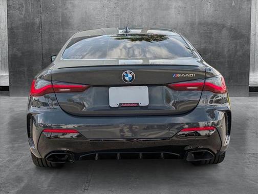 2022 BMW M440 i