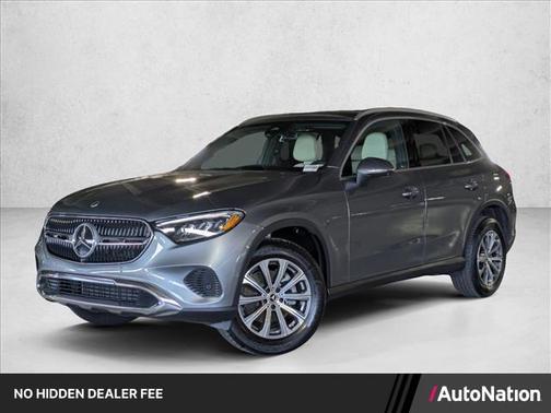 Selenite Grey Metallic 2023 Mercedes-Benz GLC 300 4MATIC