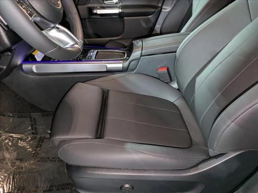 2025 Mercedes-Benz GLB 250 Base