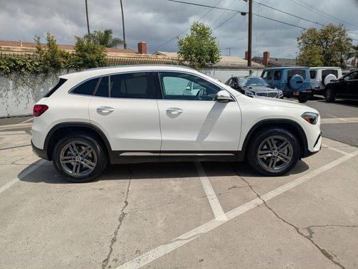 2025 Mercedes-Benz GLA 250 Base