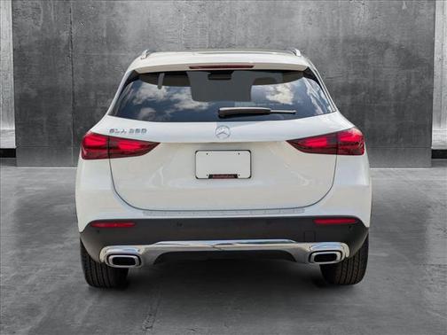2025 Mercedes-Benz GLA 250 Base