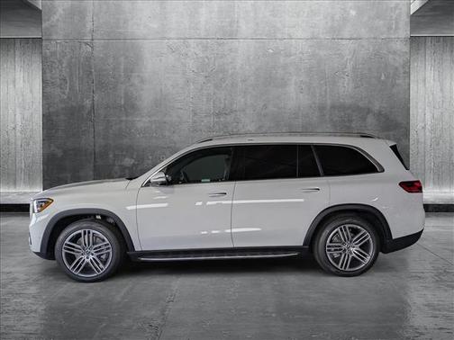 2025 Mercedes-Benz GLS 450 4MATIC