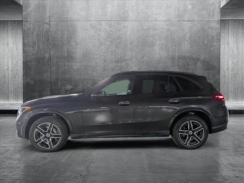2025 Mercedes-Benz GLC 300 Base