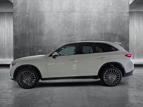 2025 Mercedes-Benz GLC 300 Base