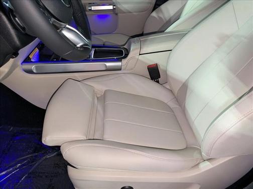 2025 Mercedes-Benz GLB 250 Base