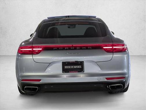 2020 Porsche Panamera 4