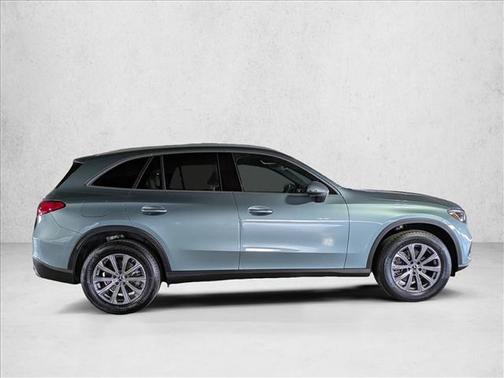 2025 Mercedes-Benz GLC 300 Base