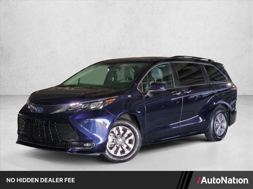 Blue 2025 Toyota Sienna XLE
