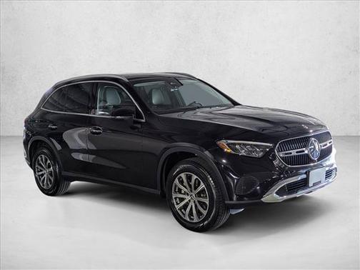 Black 2024 Mercedes-Benz GLC 300 Base