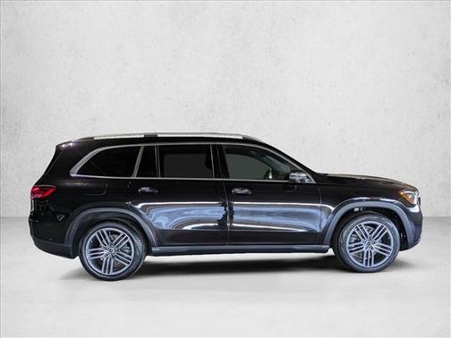 2024 Mercedes-Benz GLS 450 4MATIC