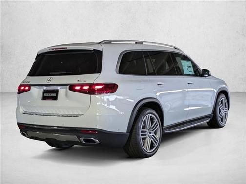 2026 Mercedes-Benz GLS 450 4MATIC