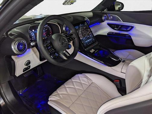 2025 Mercedes-Benz AMG SL 63 Base