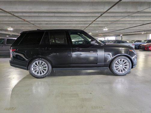 Santorini Black Me 2020 Land Rover Range Rover 3.0L V6 Supercharged HSE