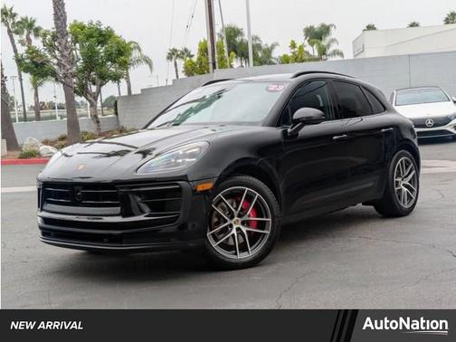 2023 Porsche Macan S