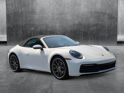 2022 Porsche 911 Carrera