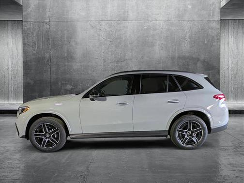 2025 Mercedes-Benz GLC 300 Base